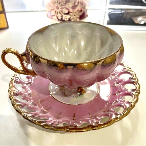 Other - OPALESCENT! Vintage SEALY Japan Gold Gilt Iridescent Pearl Teacup and Saucer.